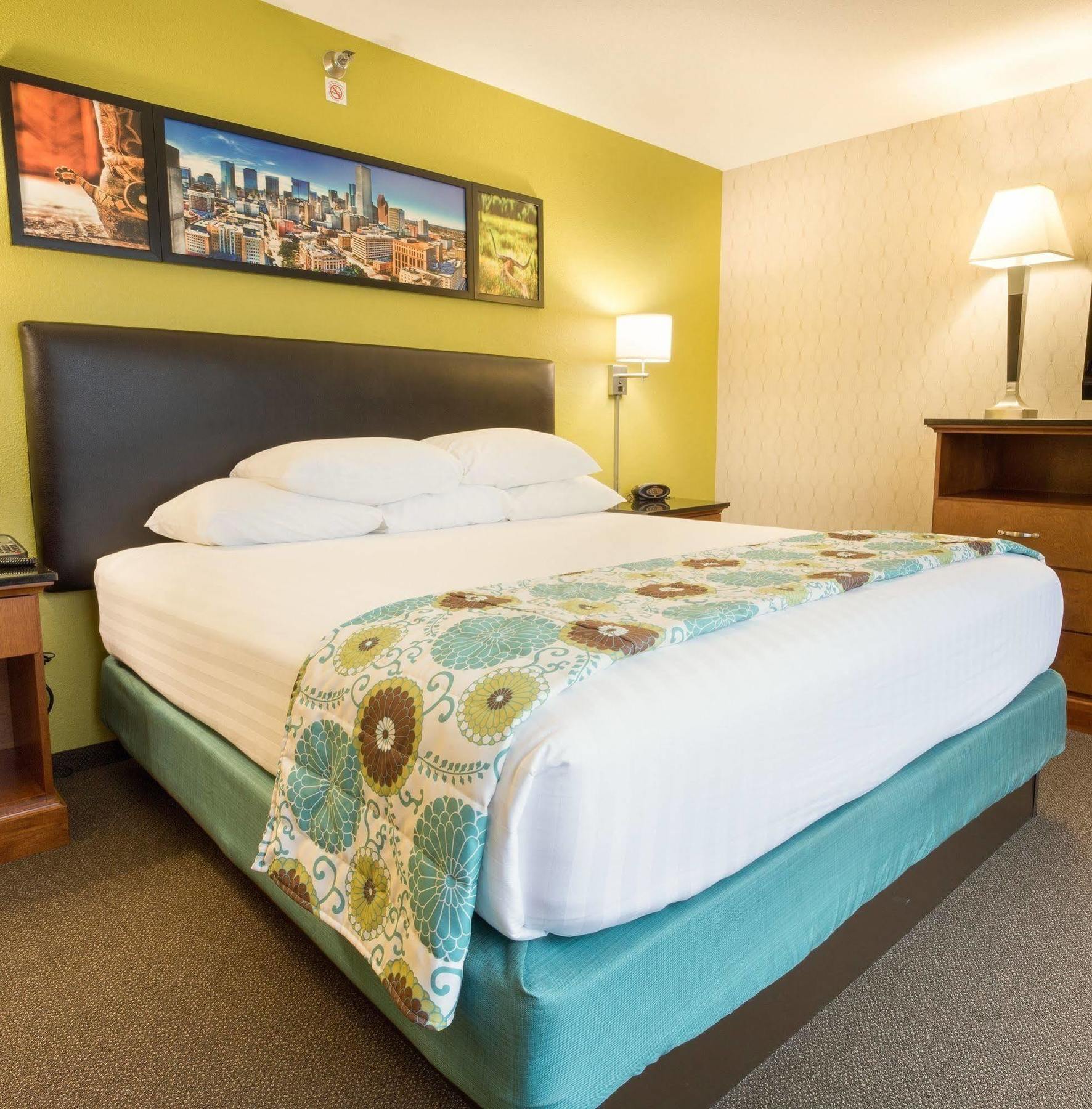 Heritage Inn & Suites The Woodlands, Trademark By Wyndham Exterior foto